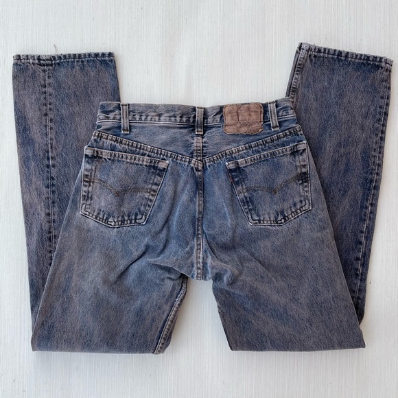 Levi’s | Vtg 80s Button-Fly 501s Acid Washed Straight Leg High-Rise Jeans | 1981 - Picture 3 of 17